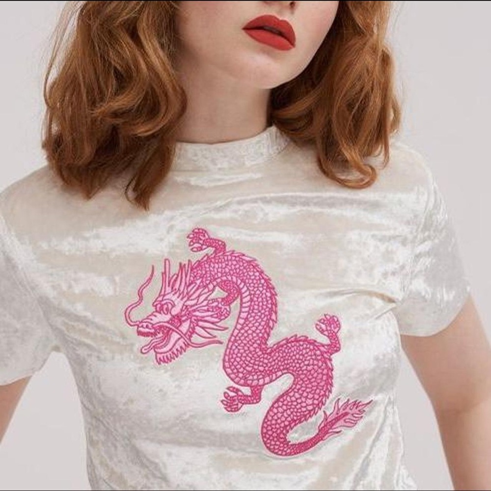 Lazy Oaf Cream Tee with Pink Dragon
